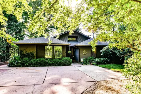 410 Windward Dr, Davidson, NC 28036