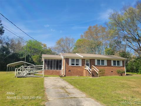 210 7th St, Lilesville, NC 28091