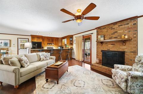 2221 Applegate Dr, Concord, NC 28027 photo 7