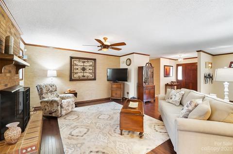 2221 Applegate Dr, Concord, NC 28027 photo 6