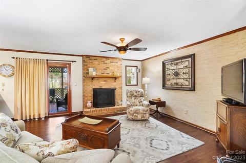2221 Applegate Dr, Concord, NC 28027 photo 5