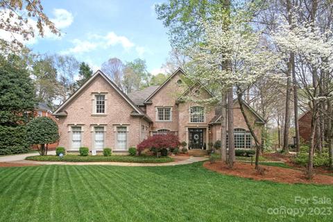 196 Mill Pond Rd, Lake Wylie, SC 29710