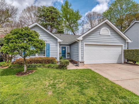 12104 Dolomite Dr, Pineville, NC 28134