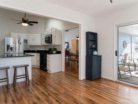 56 E Chippendale Dr, Mills River, NC 28759 photo 12