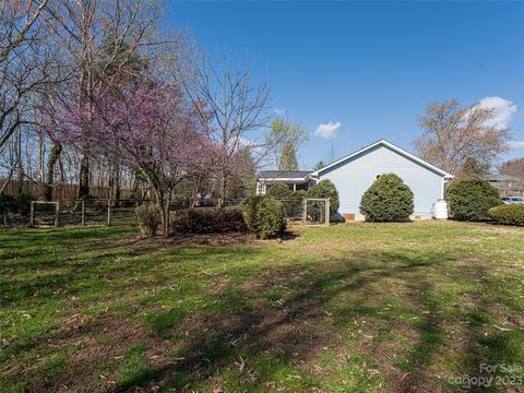 56 E Chippendale Dr, Mills River, NC 28759 photo 40