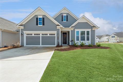 13008 Cozy Ct, Charlotte, NC 28215