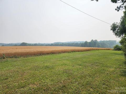 243 Cranfill Rd, Harmony, NC 28634 photo 2