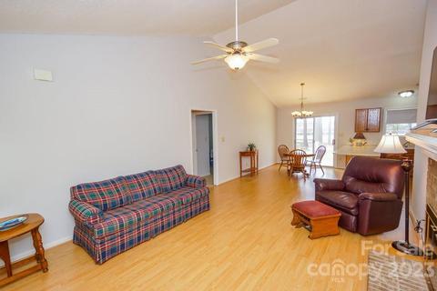 193 Valleybrook Dr, Denver, NC 28037 photo 5