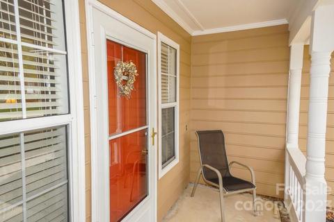 193 Valleybrook Dr, Denver, NC 28037 photo 4
