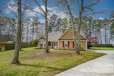 193 Valleybrook Dr, Denver, NC 28037 photo 2