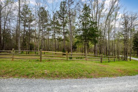 223 Windmill Ln, Waxhaw, NC 28173