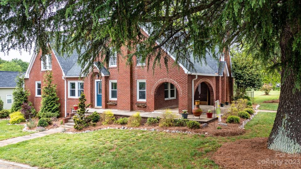 605 W Church St, Cherryville, NC 28021 34 Photos MLS 4015618 Movoto