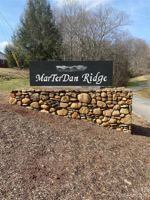 V/l Marterdan Ridge, Marion, NC 28752