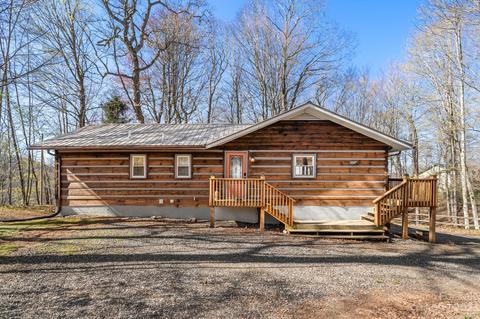 230 Hampton Gap Dr, Mars Hill, NC 28754 photo 2