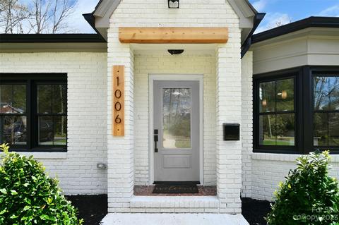 1006 South St, Gastonia, NC 28052