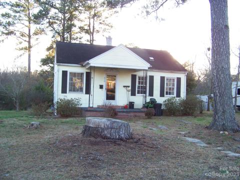 210 Chester Ave, Great Falls, SC 29055
