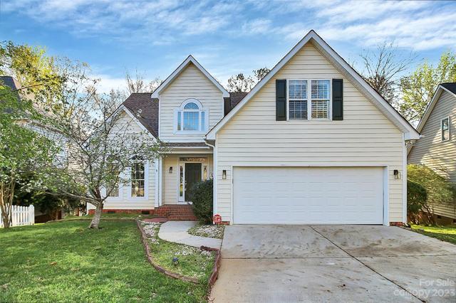 6201 Tuskan Dr, Charlotte, NC 28270