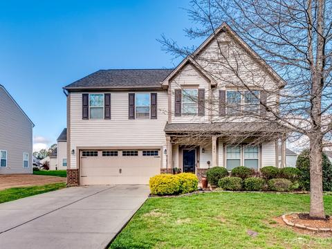 526 Smokehouse Ln, Albemarle, NC 28001