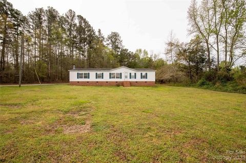 3678 Old Camden Rd, Lancaster, SC 29720