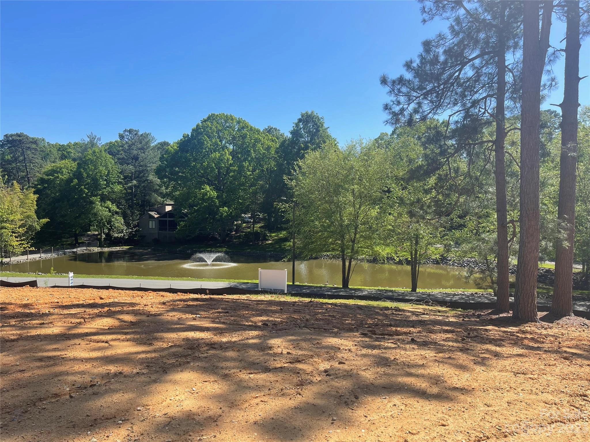 5907 Lakeview 1 Dr Unit 1  