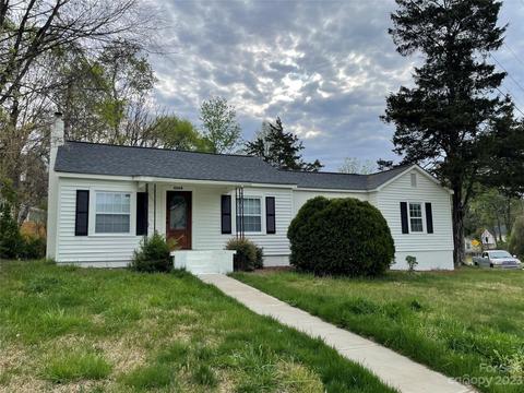 8633 Moody Rd, Charlotte, NC 28215