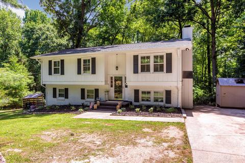 552 Kirby Ln, Weddington, NC 28104