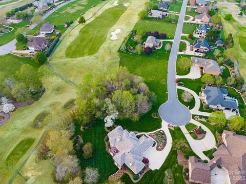 3607 Bermuda Dr NE, Conover, NC 28613