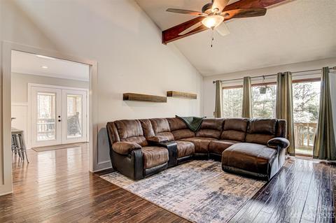 178 Hide Away Ln, Advance, NC 27006 photo 2
