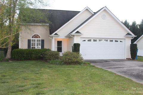2601 Parkwest Dr, Albemarle, NC 28001