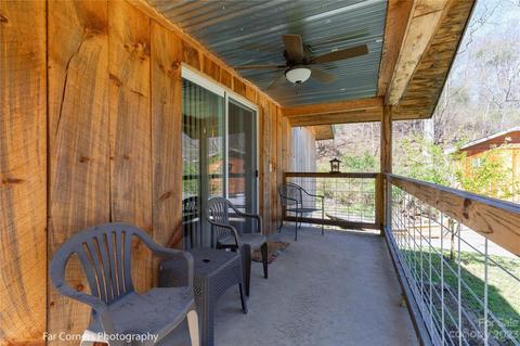 158 Morgan Cove Rd, Candler, NC 28715