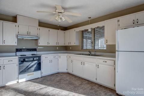 200 Cabbage Patch Rd, Saluda, NC 28773 photo 11