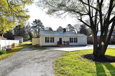 408 Mooresville Rd, Salisbury, NC 28144