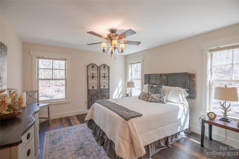 853 Cardinal Rd, Brevard, NC 28712 photo 9