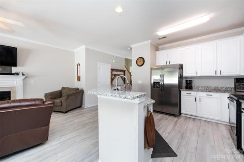 231 Dawn Mist Ln, Fort Mill, SC 29708 photo 18