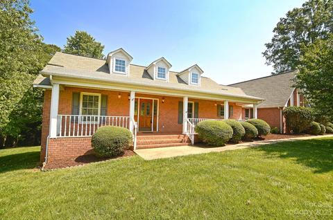 669 River Hills Ct, Bethlehem, NC 28681