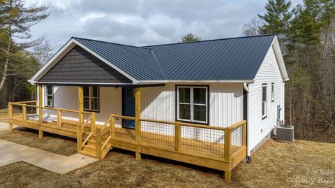1181 Bear Creek Rd, Leicester, NC 28748
