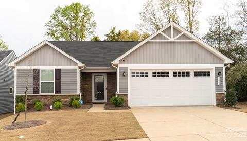 6406 Brawley Ann Dr, Charlotte, NC 28215