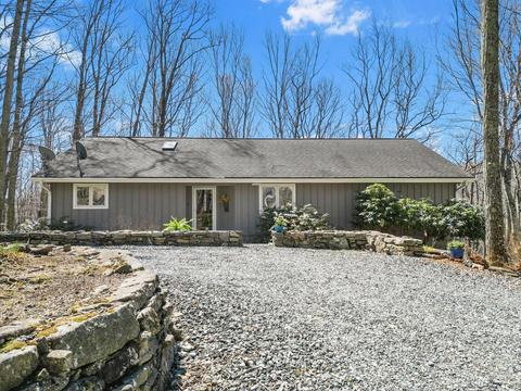 848 Panther Branch Rd, Hot Springs, NC 28743