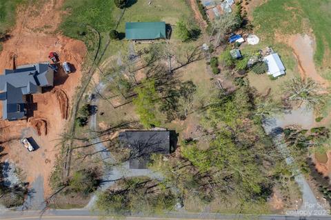 2330 Red Fox Rd, Tryon, NC 28782 photo 9