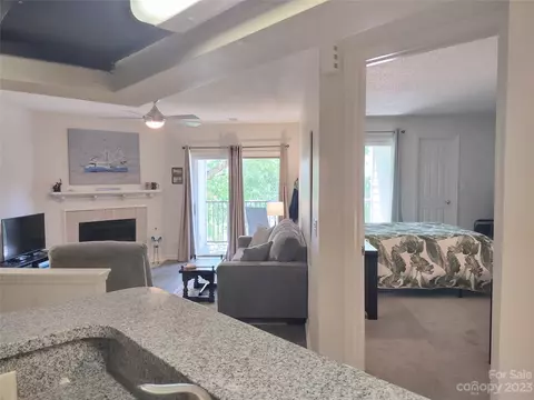 18817 Nautical 206 Dr #206, Cornelius, NC 28031