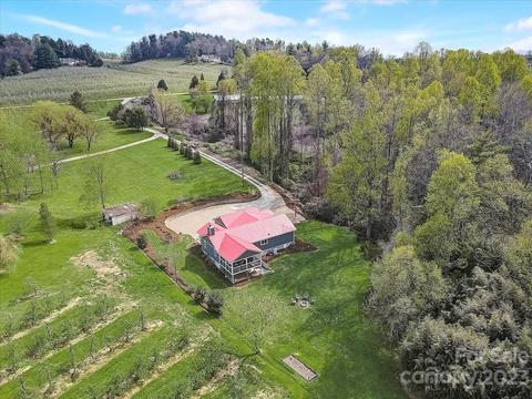 150 Raspberry Point Ln, Flat Rock, NC 28731 photo 42