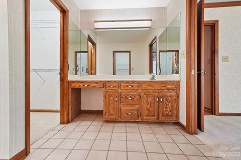20429 Havenview Dr, Cornelius, NC 28031 photo 9