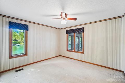 20429 Havenview Dr, Cornelius, NC 28031 photo 12