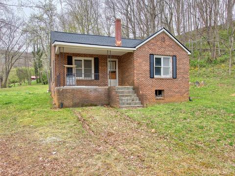 12674 Cruso Rd, Canton, NC 28716