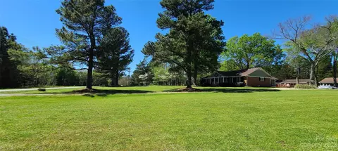 14302 Sledge Rd, Charlotte, NC 28278