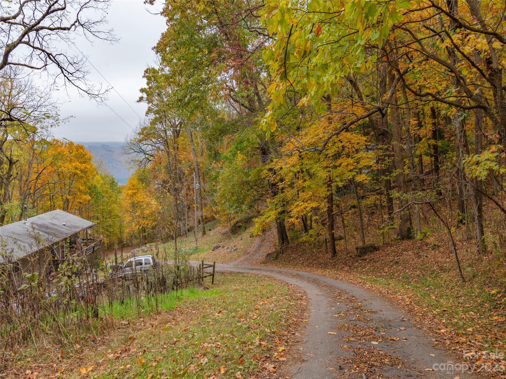 APT 13 Sleepy Holw Ln  