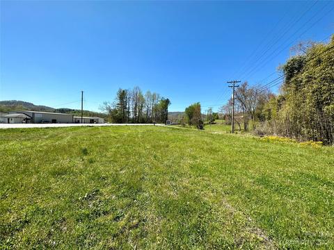 000 Brevard Rd, Etowah, NC 28729
