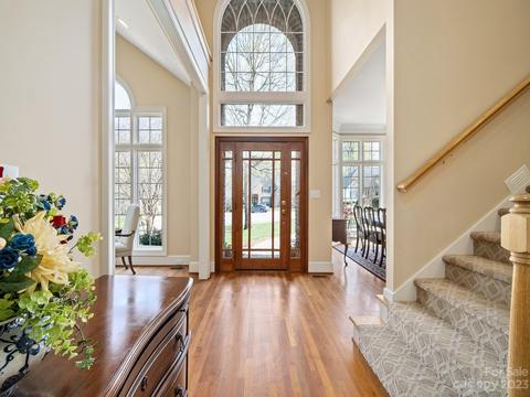 506 7th St NE, Conover, NC 28613 photo 5