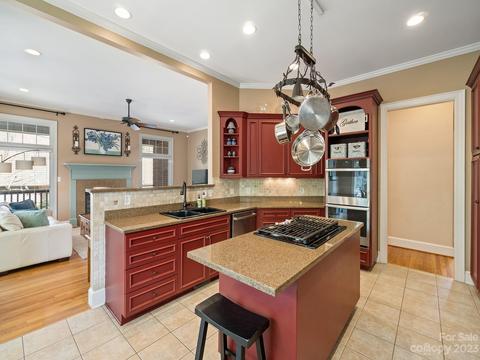 506 7th St NE, Conover, NC 28613 photo 13