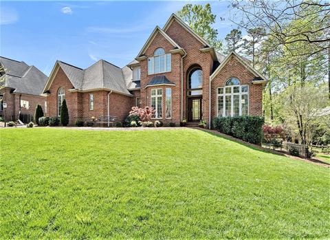 506 7th St NE, Conover, NC 28613 photo 2